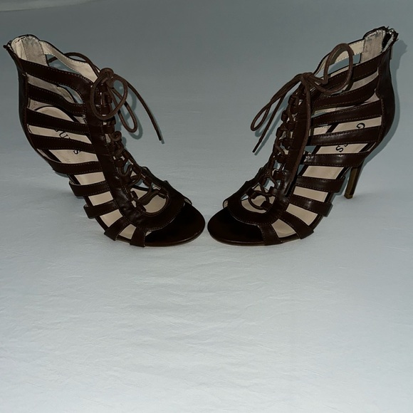 Guess leather heels laced up - Picture 2 of 4